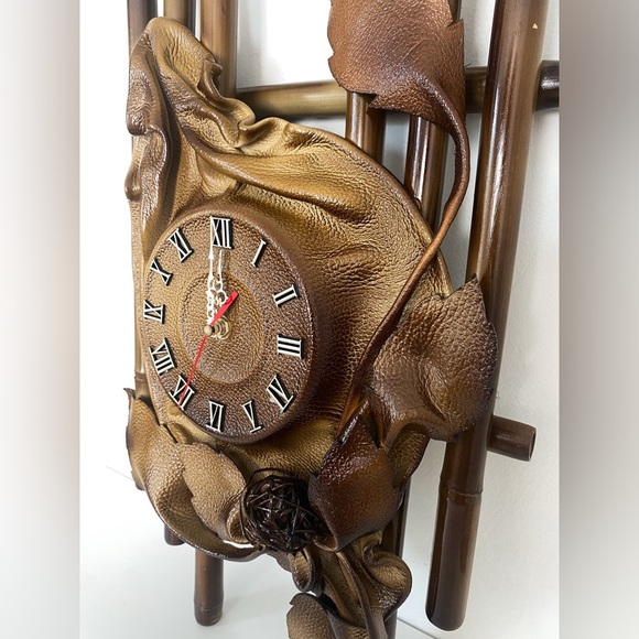 Vintage Genuine Leather Wall Clock – Hand Made in Poland – In Box, Brown - Picture 3 of 6